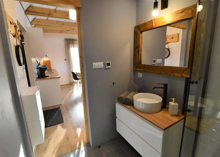 Bukowianka W Bukowcu Kolo Karpacza *